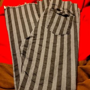 L&B elastic waist bells.